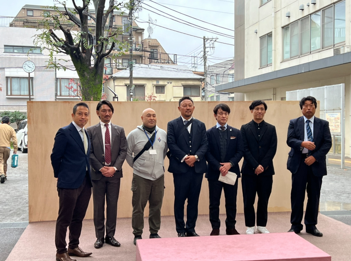 せたがや産業フェスタのステージに登壇する関係者